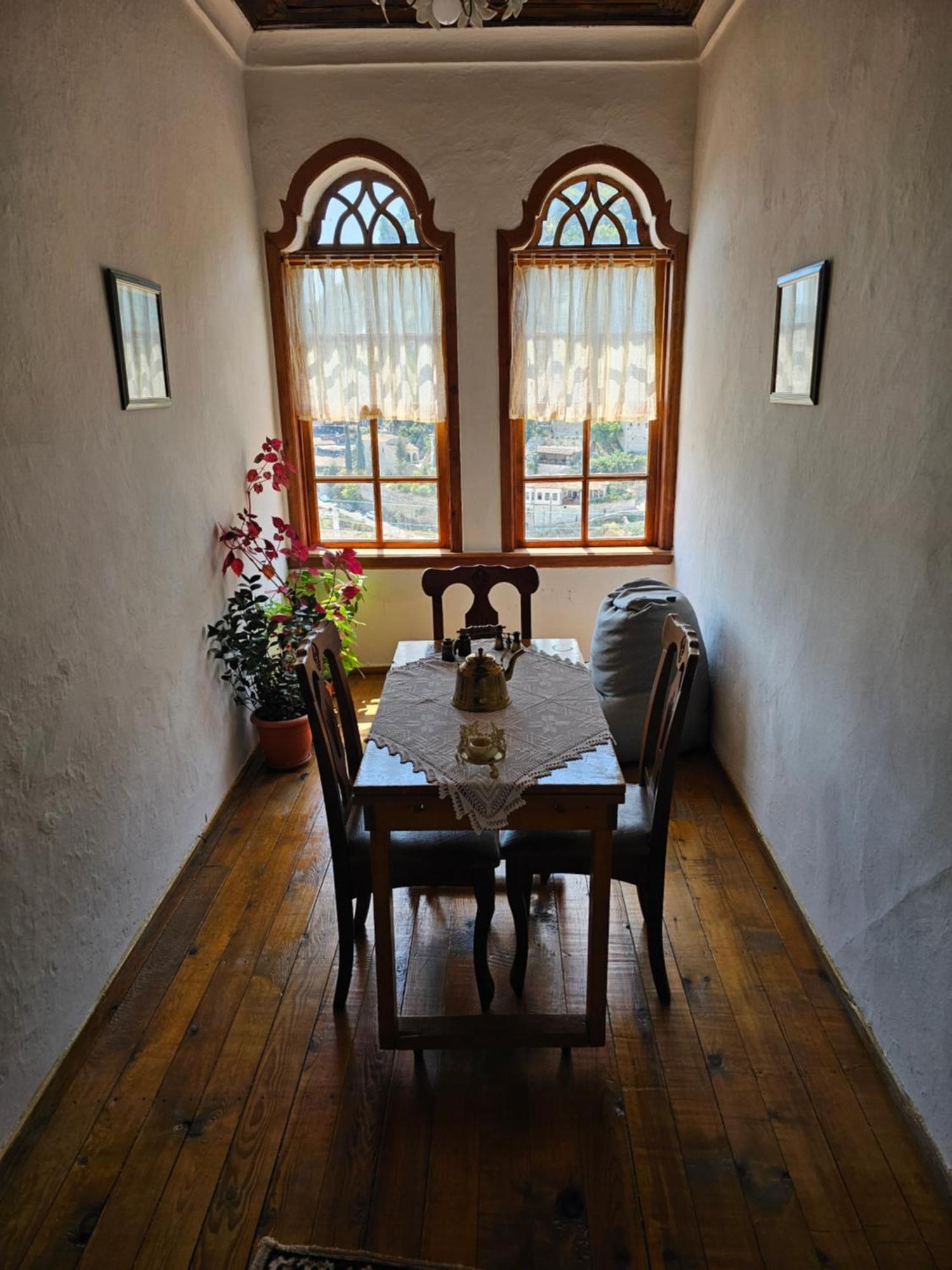 Guest House Panorama Berat Dış mekan fotoğraf