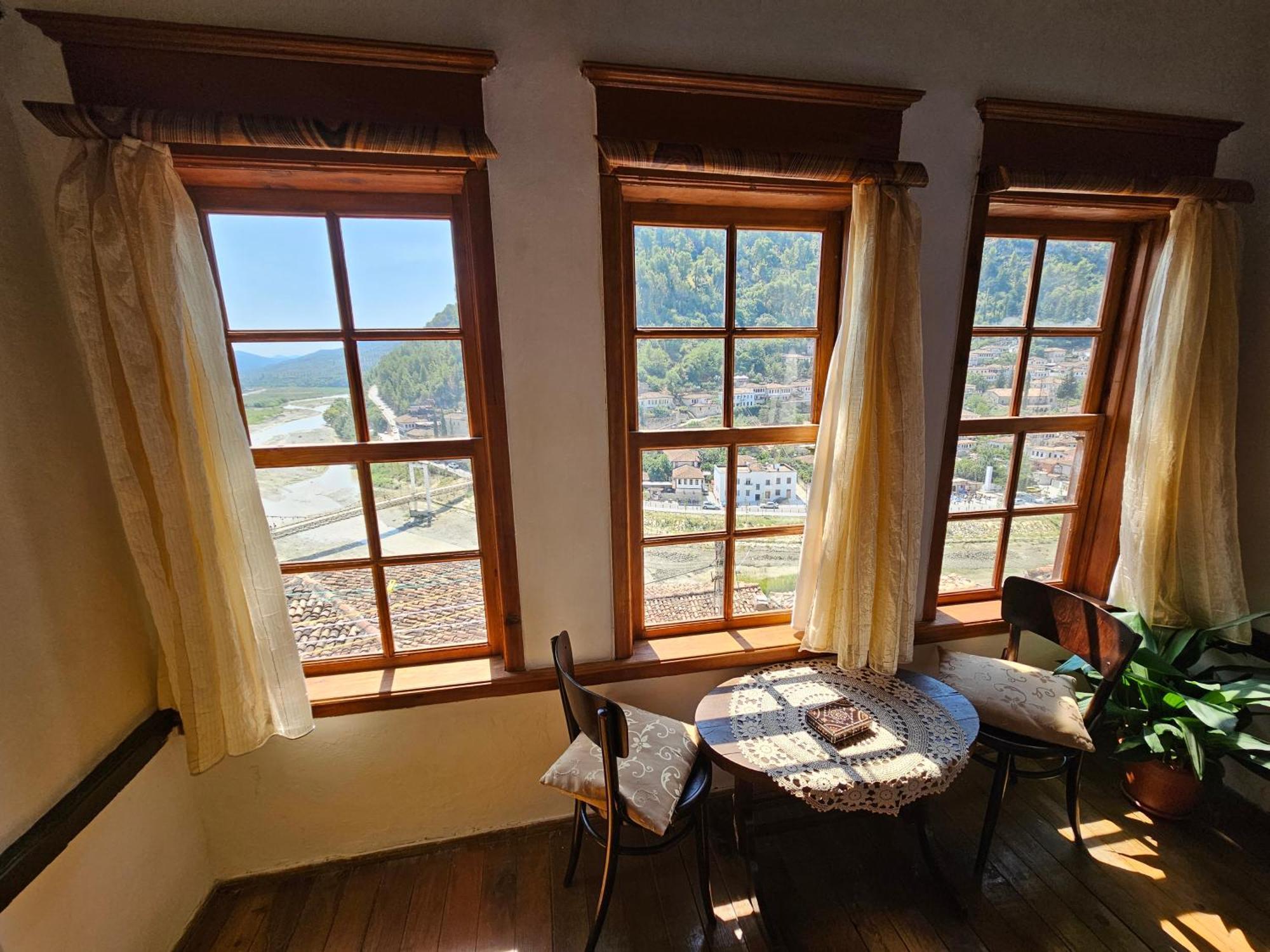 Guest House Panorama Berat Dış mekan fotoğraf