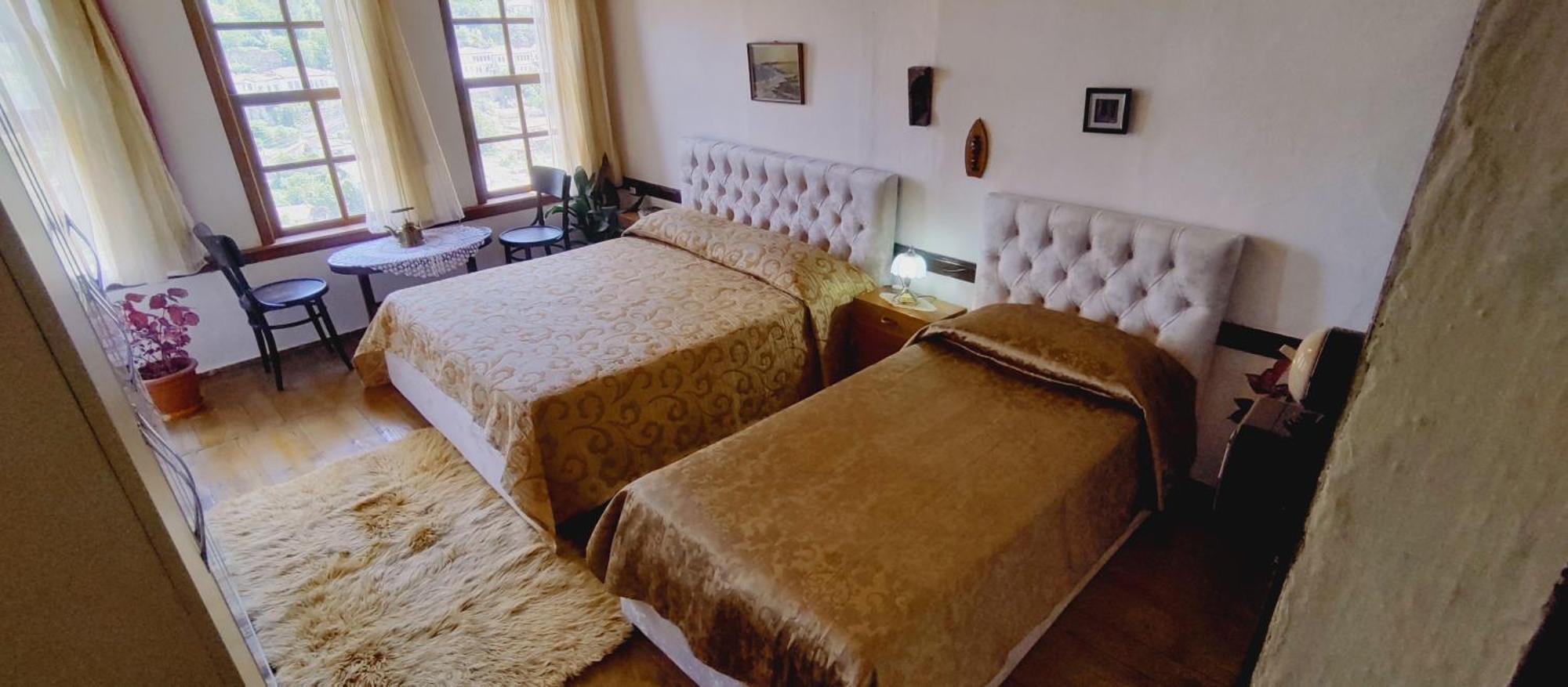 Guest House Panorama Berat Dış mekan fotoğraf